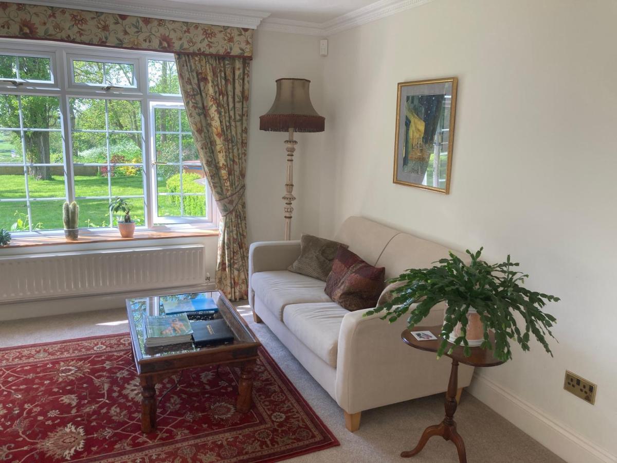 Exclusive 2 Bedroom Apartment With Summer House And Hot Tub Daventry Eksteriør billede