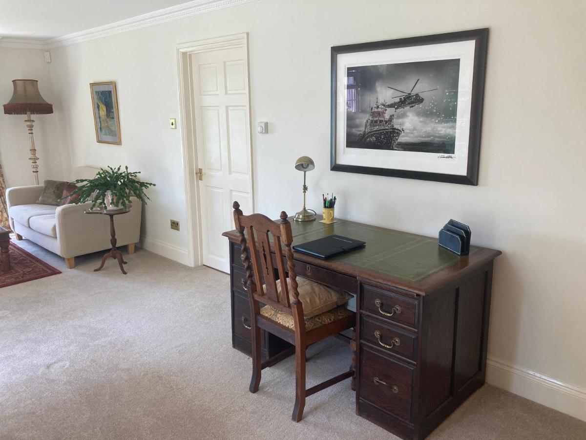 Exclusive 2 Bedroom Apartment With Summer House And Hot Tub Daventry Eksteriør billede