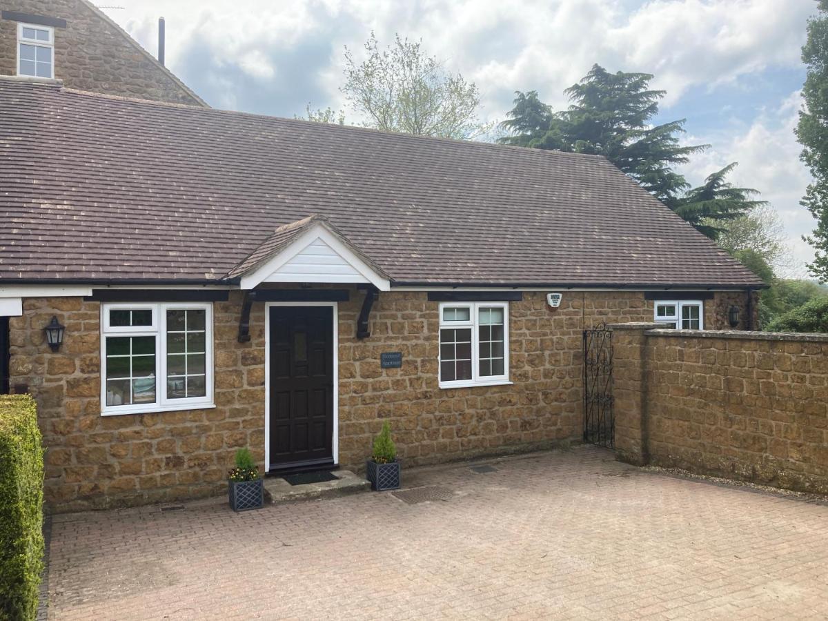Exclusive 2 Bedroom Apartment With Summer House And Hot Tub Daventry Eksteriør billede