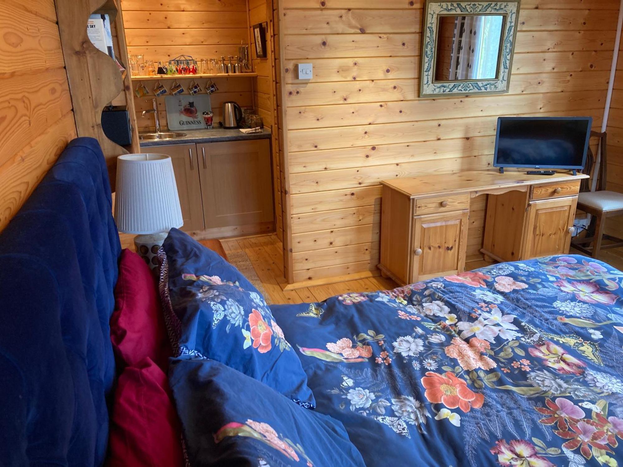 Exclusive 2 Bedroom Apartment With Summer House And Hot Tub Daventry Eksteriør billede